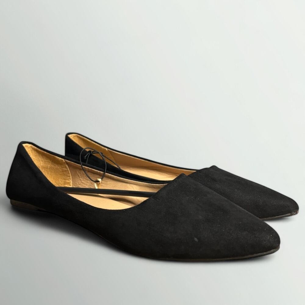 Bella Marie Angie Pointy Toe Slip On Classic Ballet Flats in Black